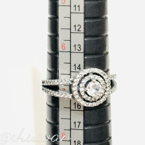 925 Sterling Silver Cubic Zircon Sparkling
Double Halo Ring Size 7 - Picture 4 of 6